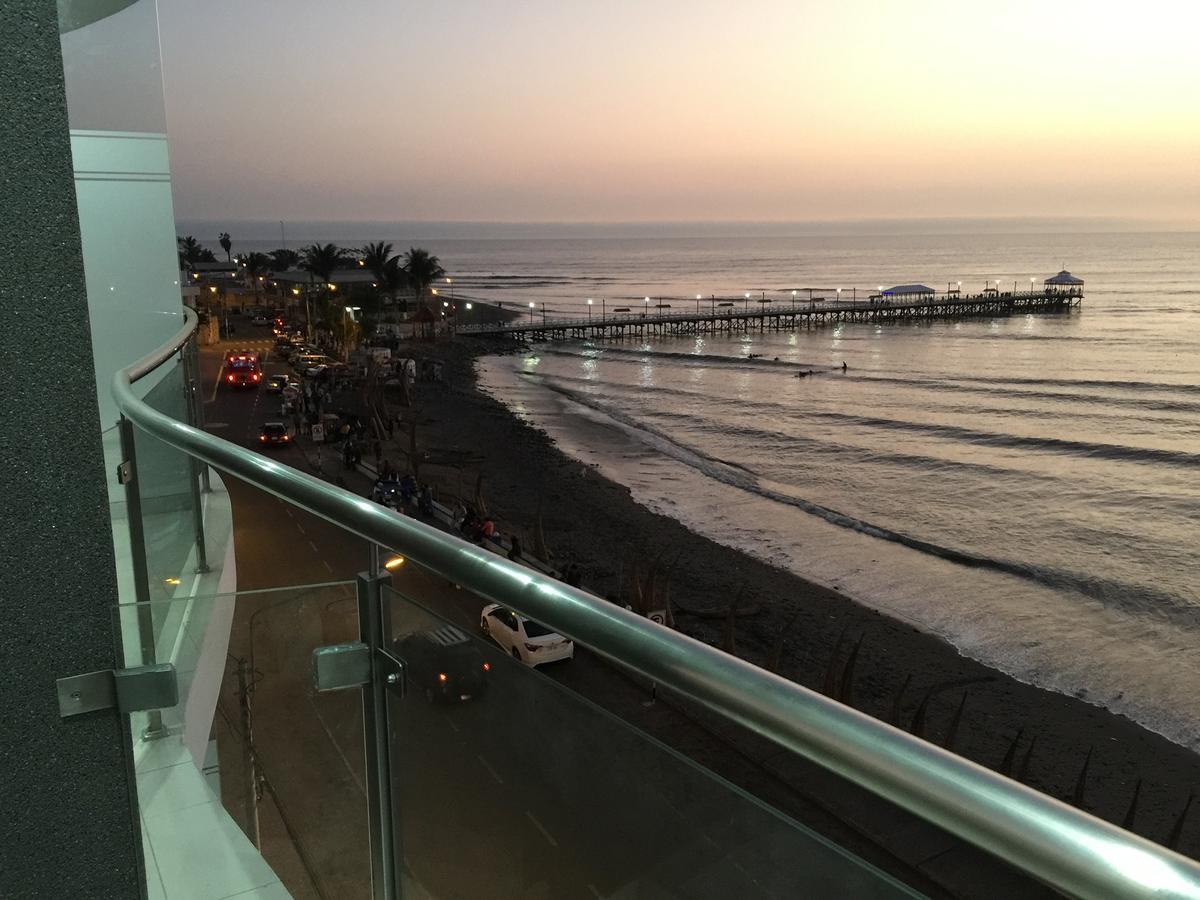 Hotel El Sombrero Huanchaco Exterior photo
